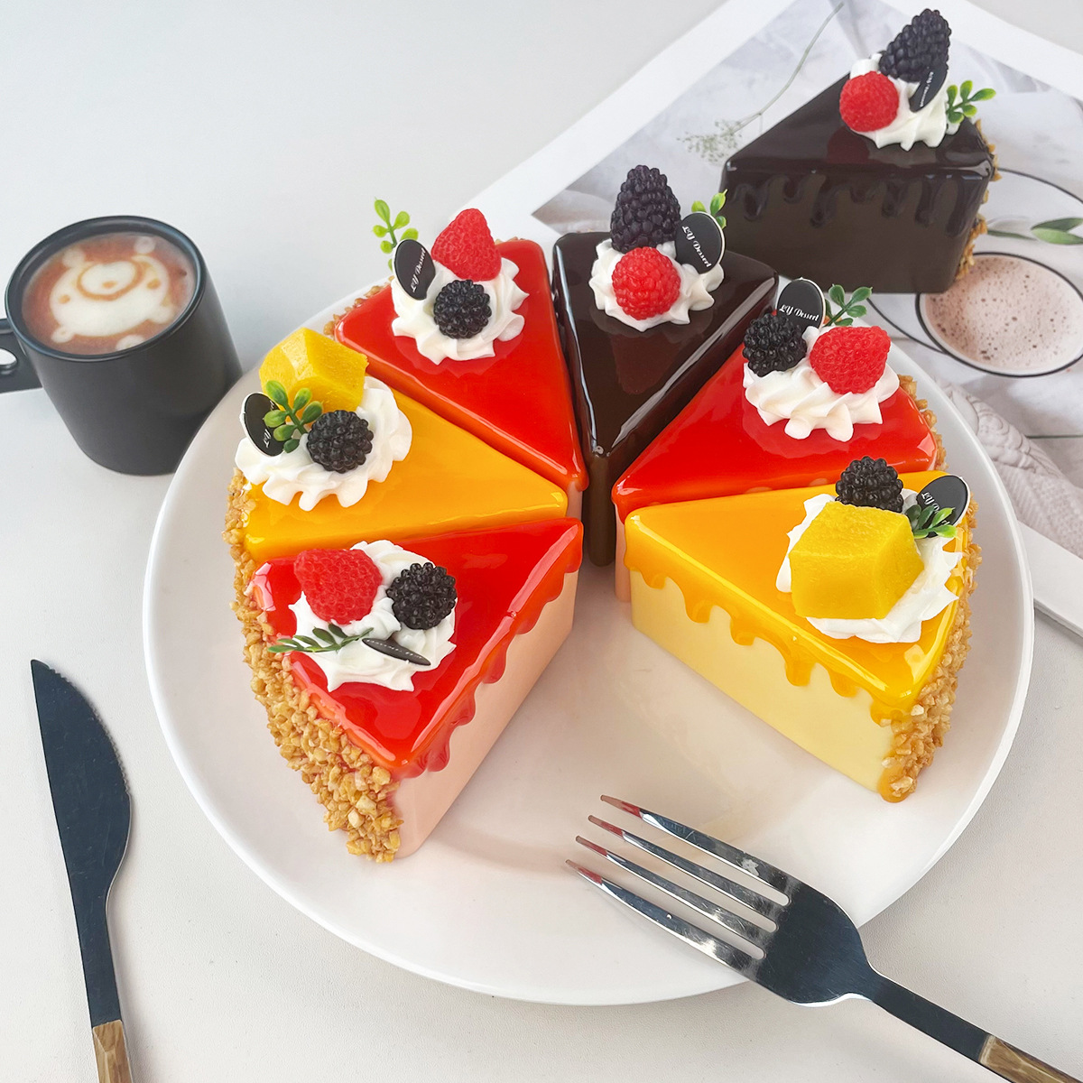 Fake Birthday Cake Simulation  - đánh giá và giá Photography Triangle