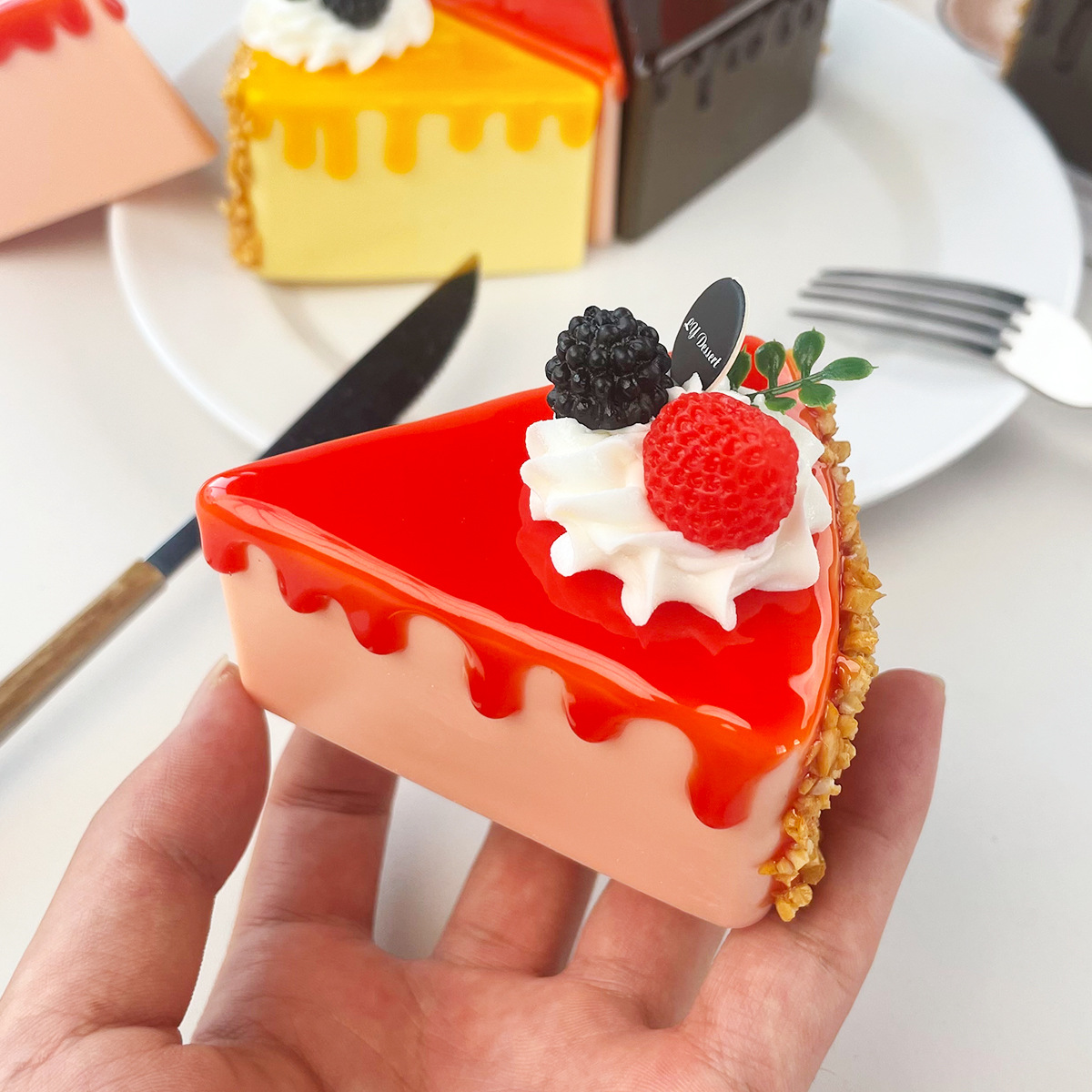 Fake Birthday Cake Simulation  - đánh giá và giá Photography Triangle