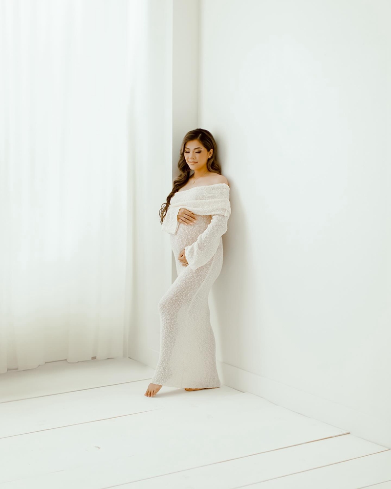 Maternity Photoshoot Dress Lon - đánh giá và giá Photography Class